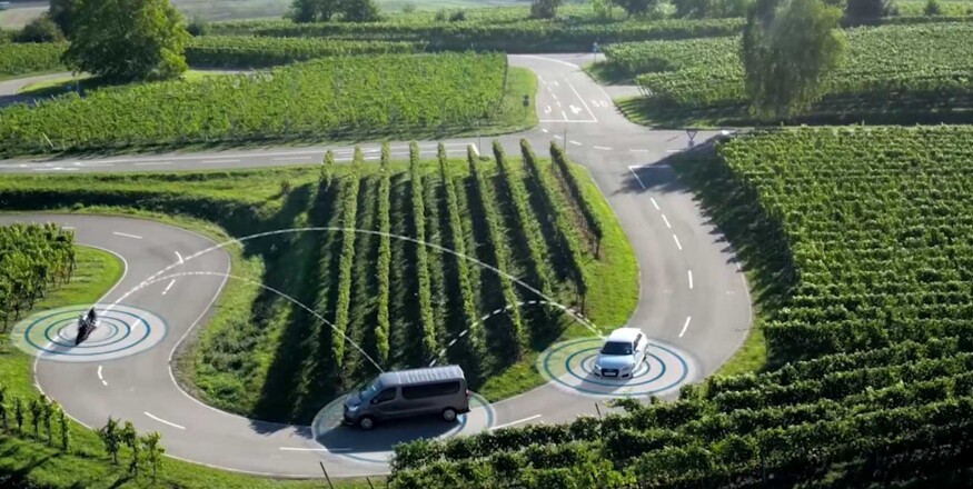 VR Copter Autotalks M2V Motorcycle to Vehicle communication Luftaufnahmen mit der Drohne Stuttgart
